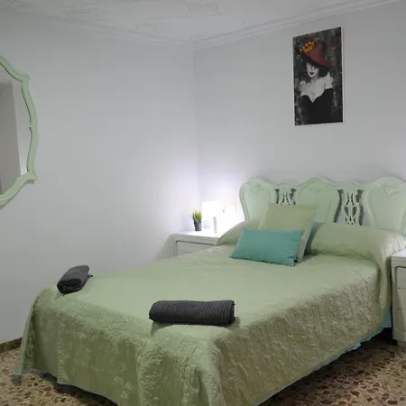 Orange Apartment *