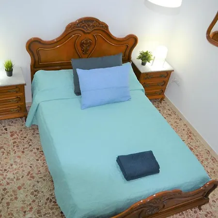 Orange Apartment *